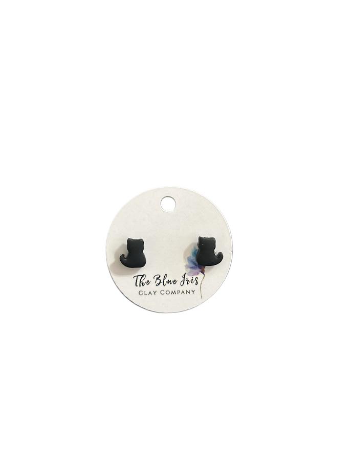 at lover earrings – small black cat polymer clay studs